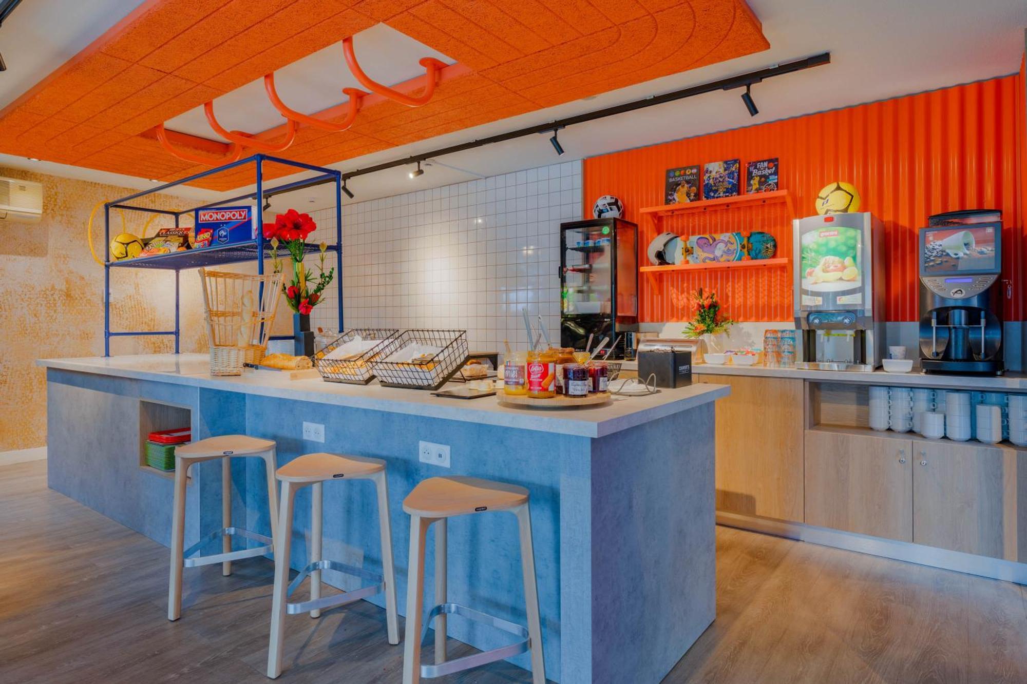 Ibis Budget Lyon Est Saint Quentin Fallavier Esterno foto