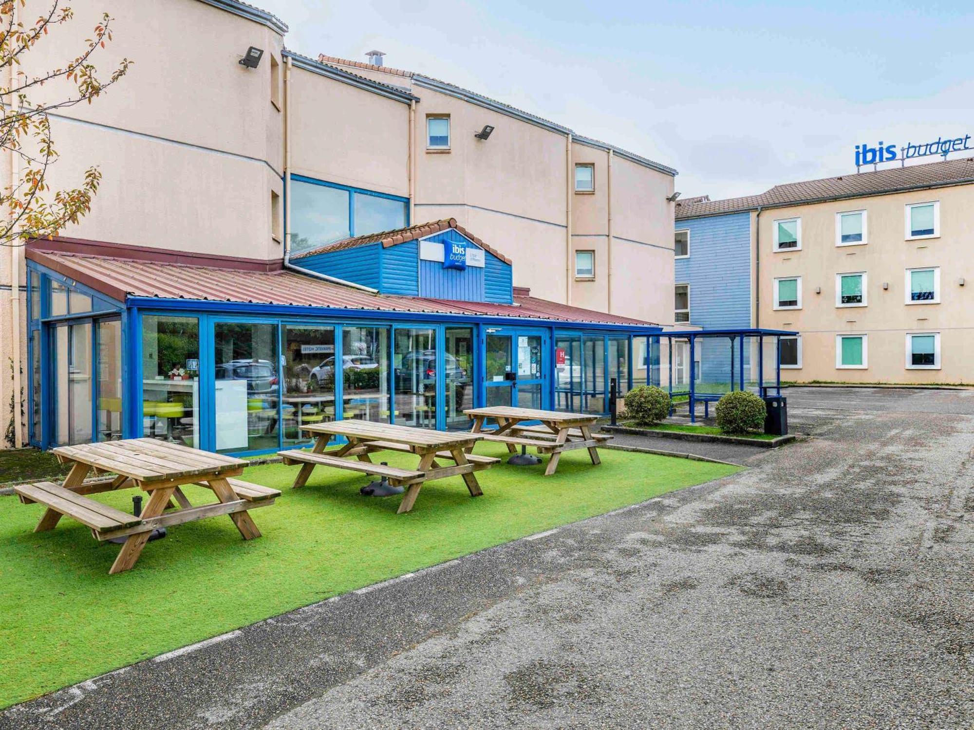 Ibis Budget Lyon Est Saint Quentin Fallavier Esterno foto